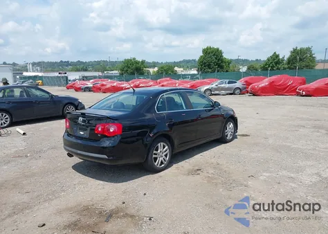 2007 Volkswagen Jetta Wolfsburg Edition from USA, damaged, VIN 3VWEG71K77M133224